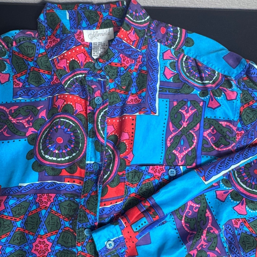 Vintage J Arnold Silk Button Down Womens‎ Small Blue Pink Geometric Medallion